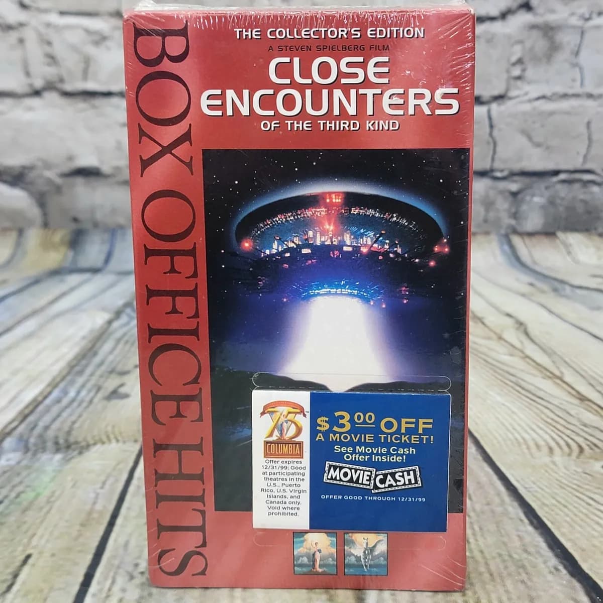 Close Encounters of the Third Kind cover
