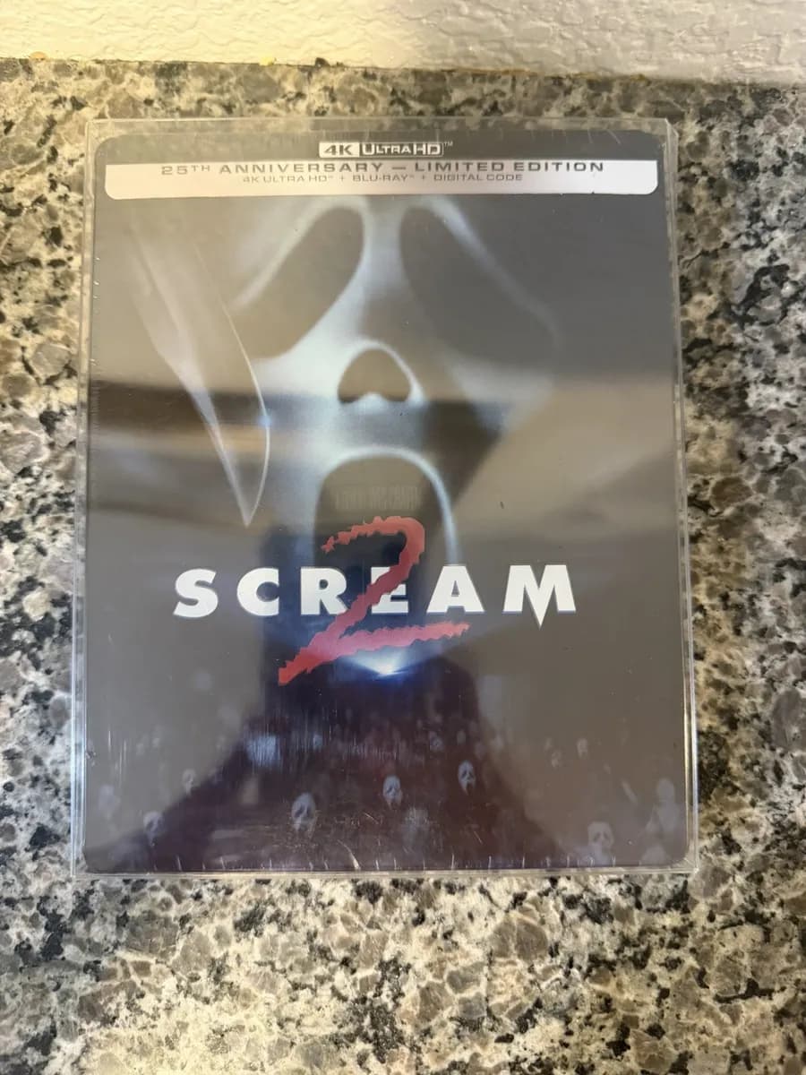 Scream 2 cover